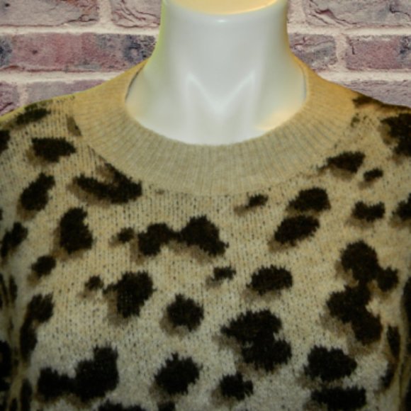 H&M Cheetah Print Pullover Wool Blended Womens Medium Sweater - Picture 2 of 6
